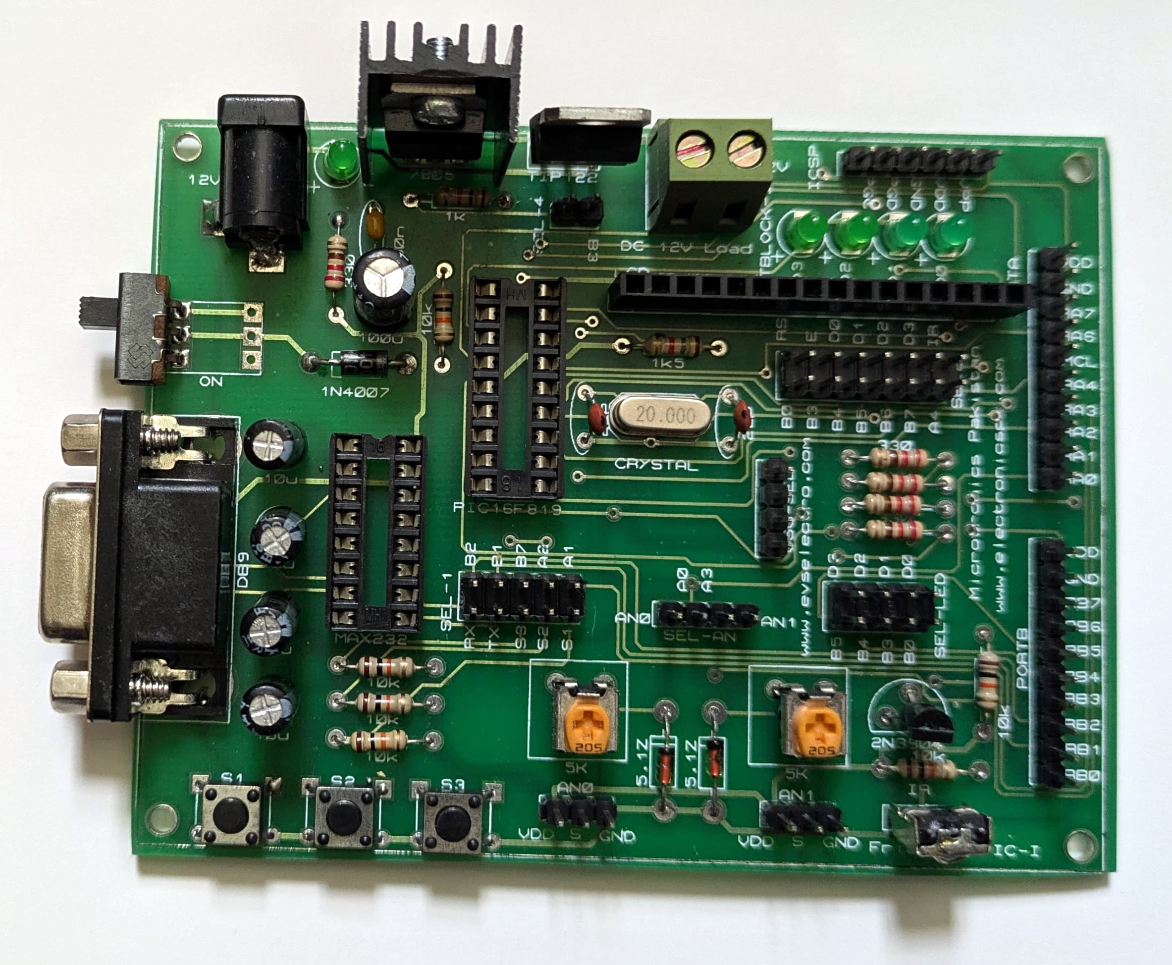 PIC Lab-I Development Board for 18-Pin PIC Microcontrollers